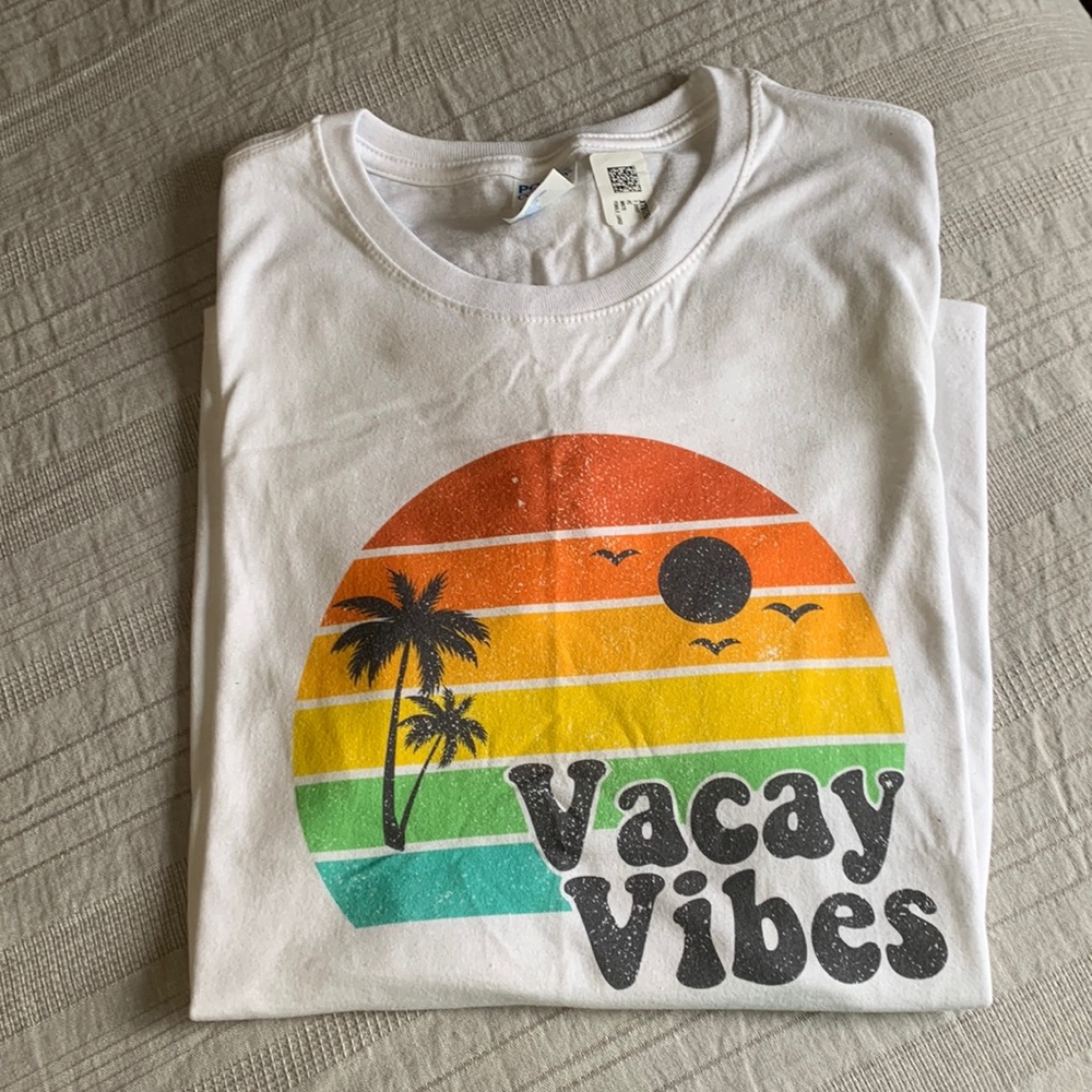 Women’s vacation tee